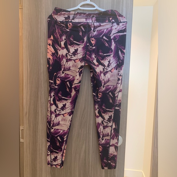 H&M Sport purple and pink leggings (Large) - Picture 2 of 4